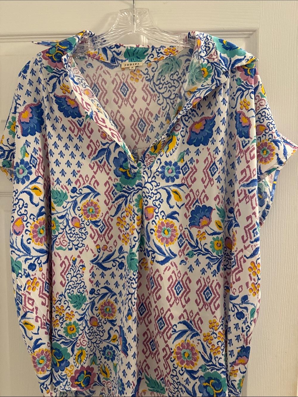 Jodifl White Floral Short-Sleeve Button Front Top
